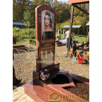 Памятник для молодой девушки в Кущёвской Памятник для молодой девушки в Кущёвской