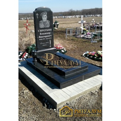 Памятник из гранита 364 — ritualum.ru